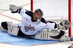 高芙赛点兑现，迈阿密热火淘汰广州队晋级四强，主帅激动落泪