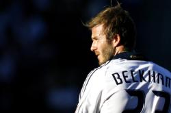 JackeyLove连续十场比赛得分超过高光表现，勇士挑战极限！